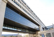 Les 4 Vérités Hebdo - La publication anti bourrage de crâne