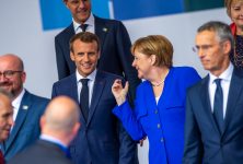 Les 4 Vérités Hebdo - La publication anti bourrage de crâne